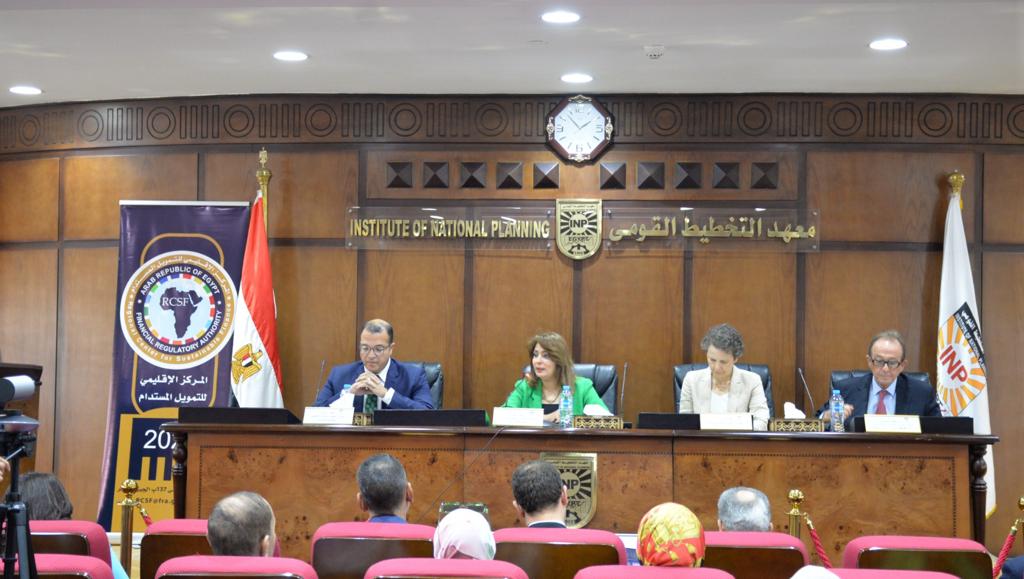 الرقابة المالية والتخطيط القومي ينظمان ورشة العمل حول دور القطاع المالي غير المصرفي في تعزيز سوق الكربون الطوعي