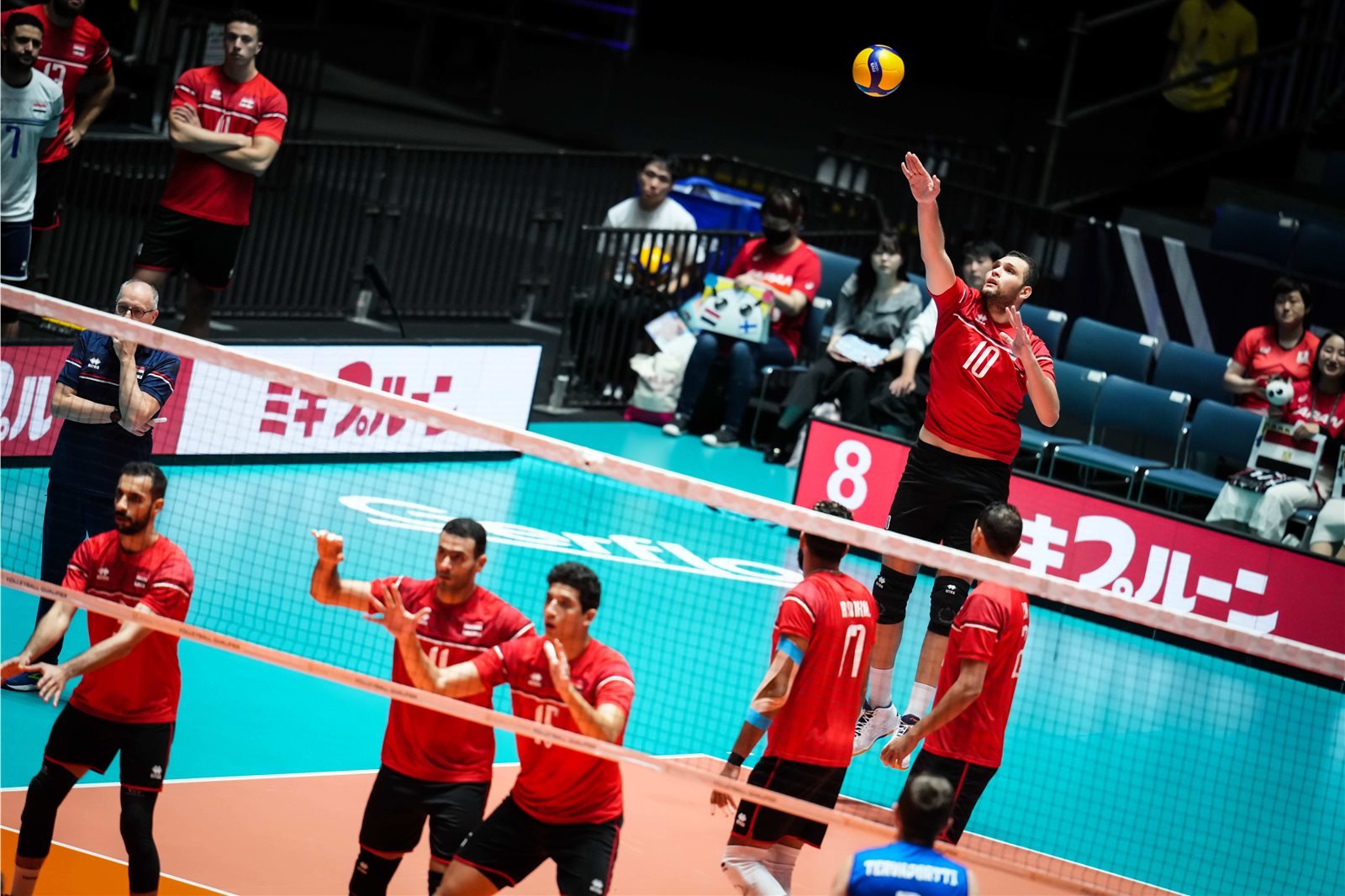 منتخب مصر للكرة الطائرة يتأهل إلى أوليمبياد باريس 2024