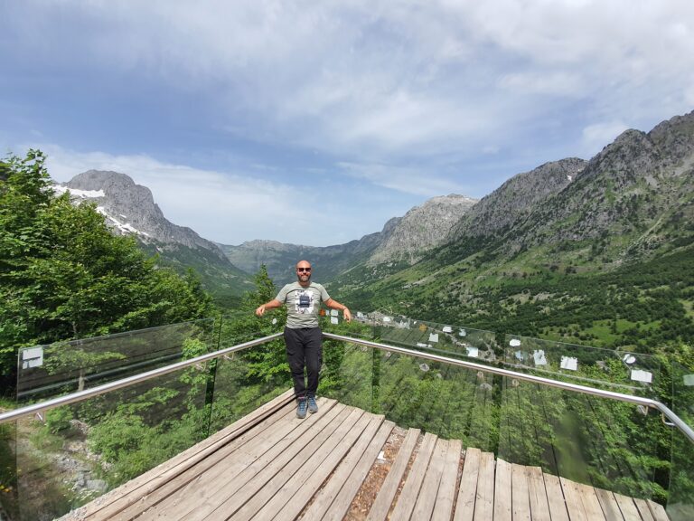 جبال الألب في ألبانيا