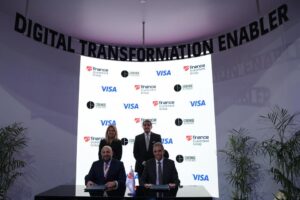 إي فاينانس وكود بيس تكنولوجيز تعلنان عن اتفاقية شراكة استراتيجية في الخدمات المصرفية الرقمية