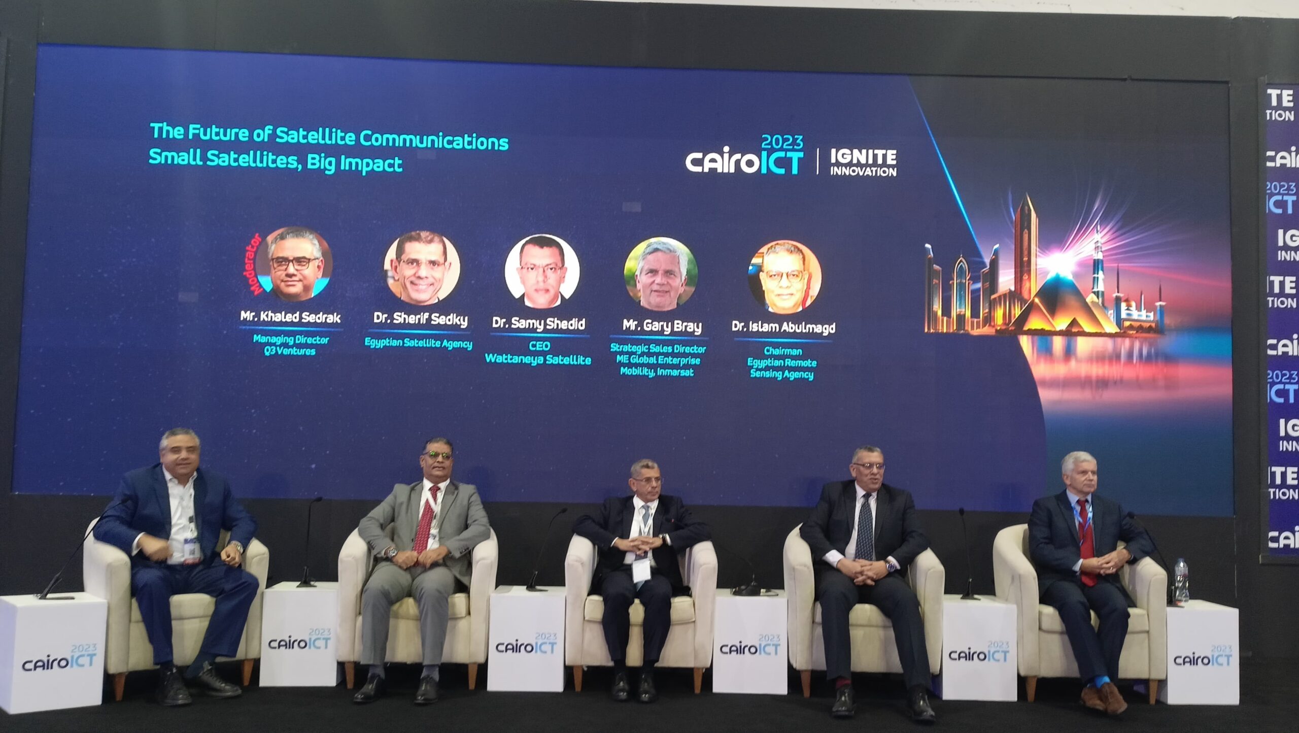 مختصون وخبراء محليون ودوليون في جلسة بمعرض Cairo ICT 2023 للإجابة عن السؤال المهم: ما دور الأقمار الصناعية في تنمية موارد الأرض المصرية؟