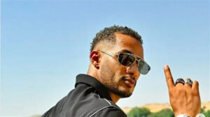 محمد رمضان بإطلالة مثيرة للجدل.. ويعلق على الأزمة بين محمد سلام وبيومي فؤاد