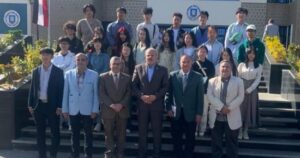 رئيس جامعة قناة السويس يستقبل الفوج الاول من الطلاب الصينيين