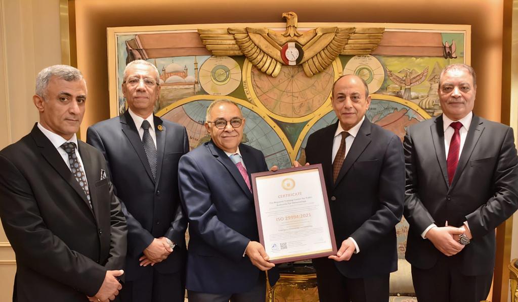 وزير الطيران المدني:  حصول الهيئة العامة للأرصاد الجوية على شهادات “الأيزو”