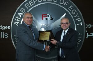 الرقابة المالية تكرم جمال نجم على فترة عضويته بمجلس إدارة الهيئة