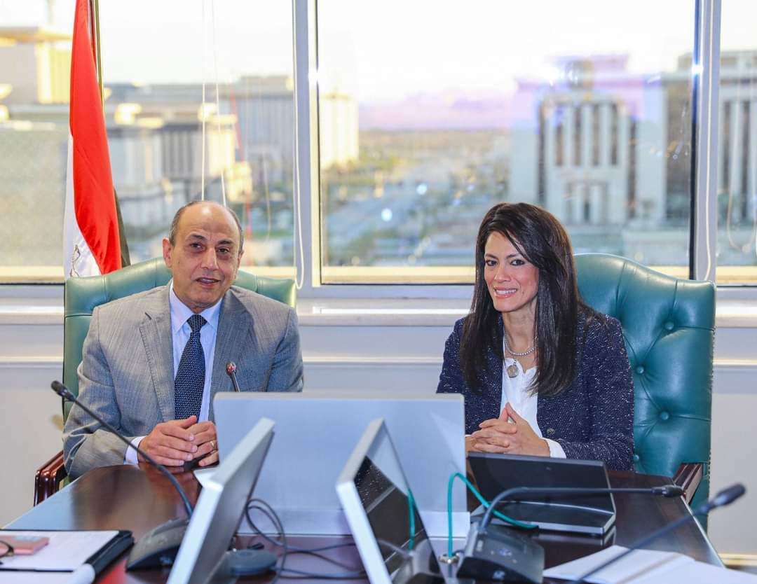 وزيرا الطيران المدني والتعاون  يبحثان سبل التنسيق مع شركاء التنمية لدفع الجهود الداعمة لقطاع الطيران