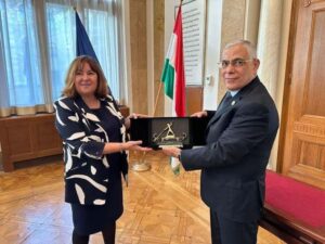 النائب العام فى ضيافة نظيره المجرى