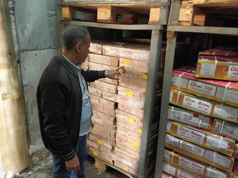 مصنعات لحوم ودواجن فاسدة