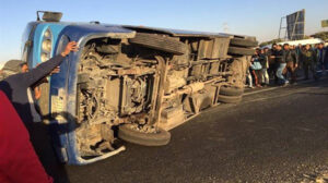 انقلاب أتوبيس مدرسة خاصة بسوهاج وإصابة 5 معلمين