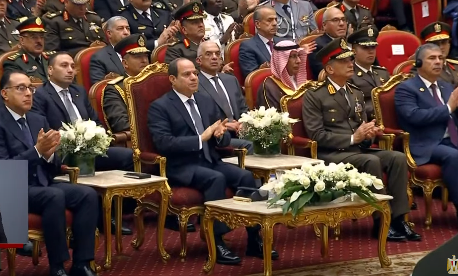 إيديكس 2023.. الرئيس السيسي يشهد تدشين الفرقاطة المصرية “الجبار”