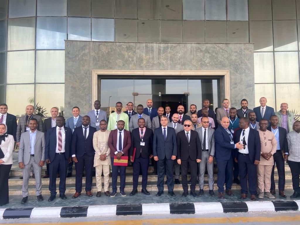 ختام فعاليات ورشة عمل بعنوان ” تخطيط المجال الجوى” للأشقاء الأفارقة بالشركة الوطنية للملاحة الجوية