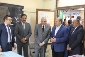 جولة لمحافظ الجيزة بمقار اللجان الانتخابية بإمبابة والمنيرة والوراق وأوسيم