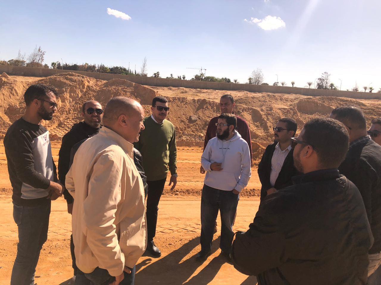 رئيس ” جهاز سفنكس الجديدة ” يتفقد مشروع محور سفنكس بعد ربطه بمحورى الضبعة والطريق الإقليمى