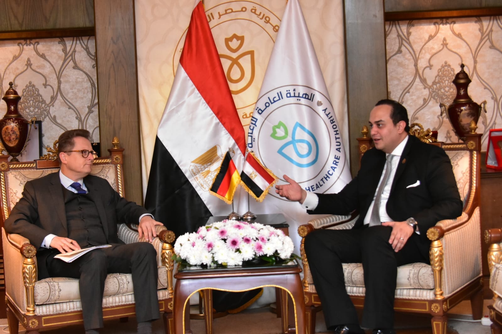 رئيس هيئة الرعاية الصحية يبحث مع سفير ألمانيا سبل التعاون