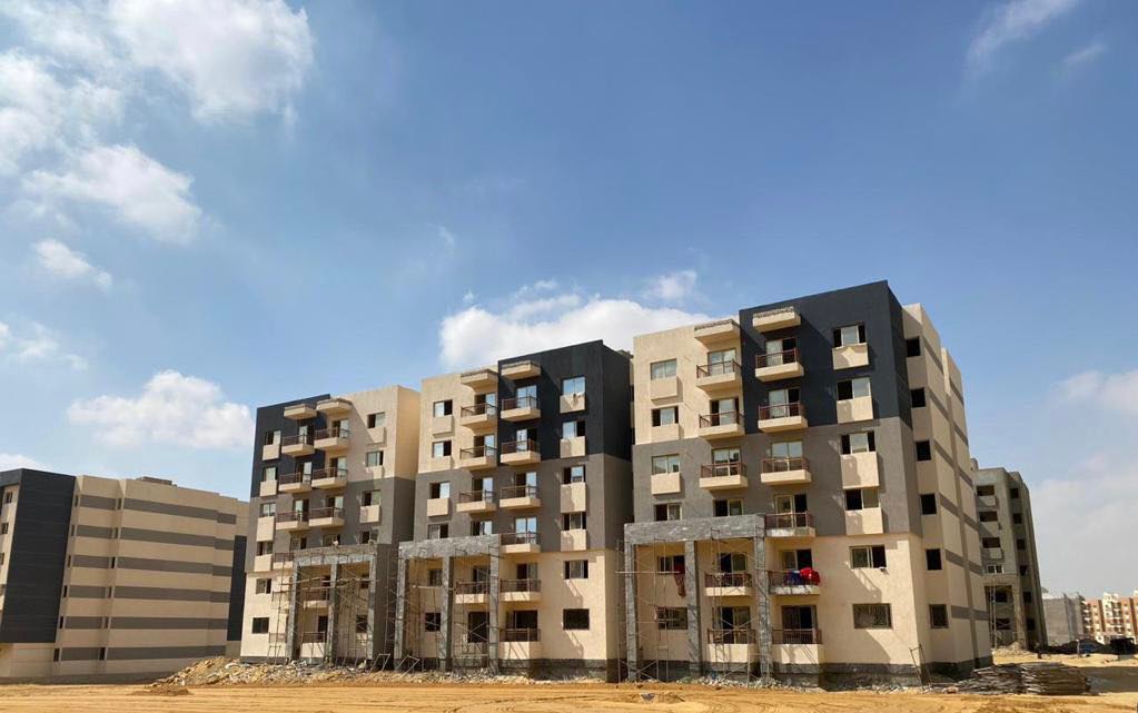 وزير الإسكان يتابع تقدم أعمال المبادرة الرئاسية “سكن لكل المصريين” بالقاهرة الجديدة