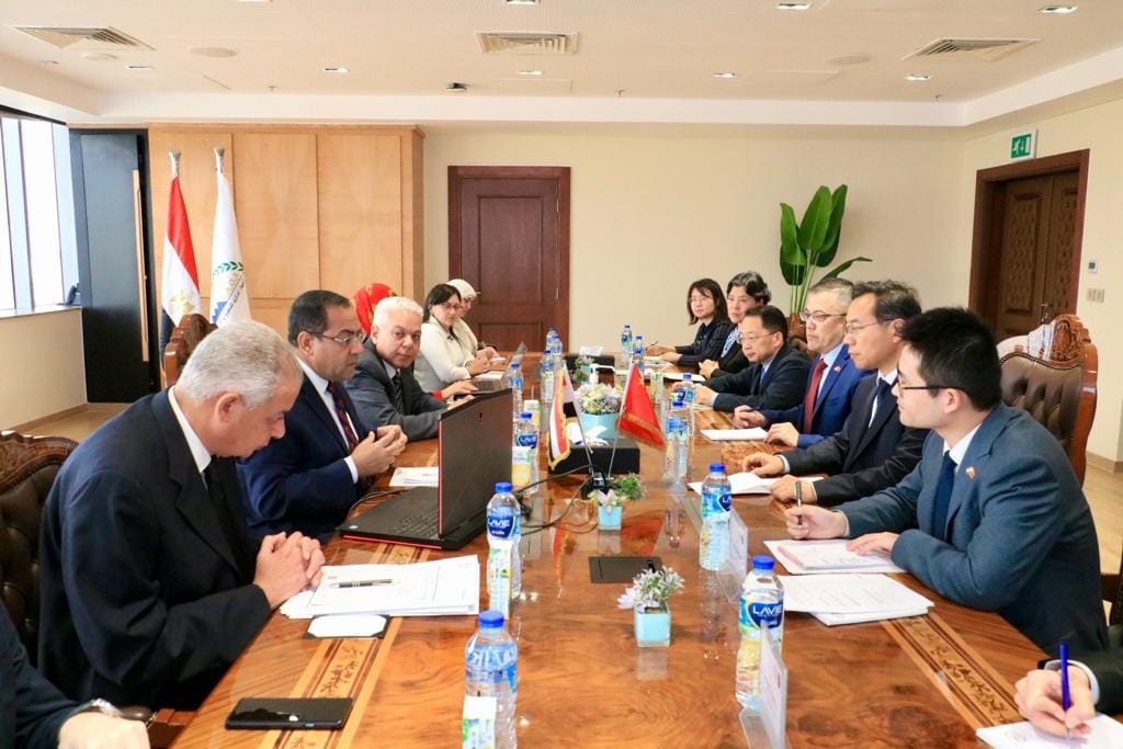 “التنظيم والإدارة” يستقبل وفدًا صينيًا لبحث سبل التعاون المشرك في مجالات الإدارة العامة