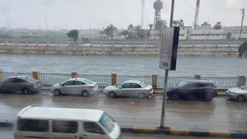  رجال المرور بالقاهرة تعلن حالة الطوارئ بسبب الطقس السيئ