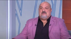 خالد الصاوي يتعرض لوعكة صحية طارئة