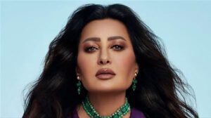 لطيفة تستقبل العزاء في والدتها مساء اليوم بمسجد الشرطة