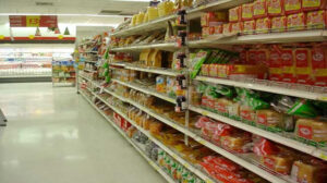 التموين: مصر لديها مخزون آمن من السلع ليس عند الدول الأوروبية نفسها