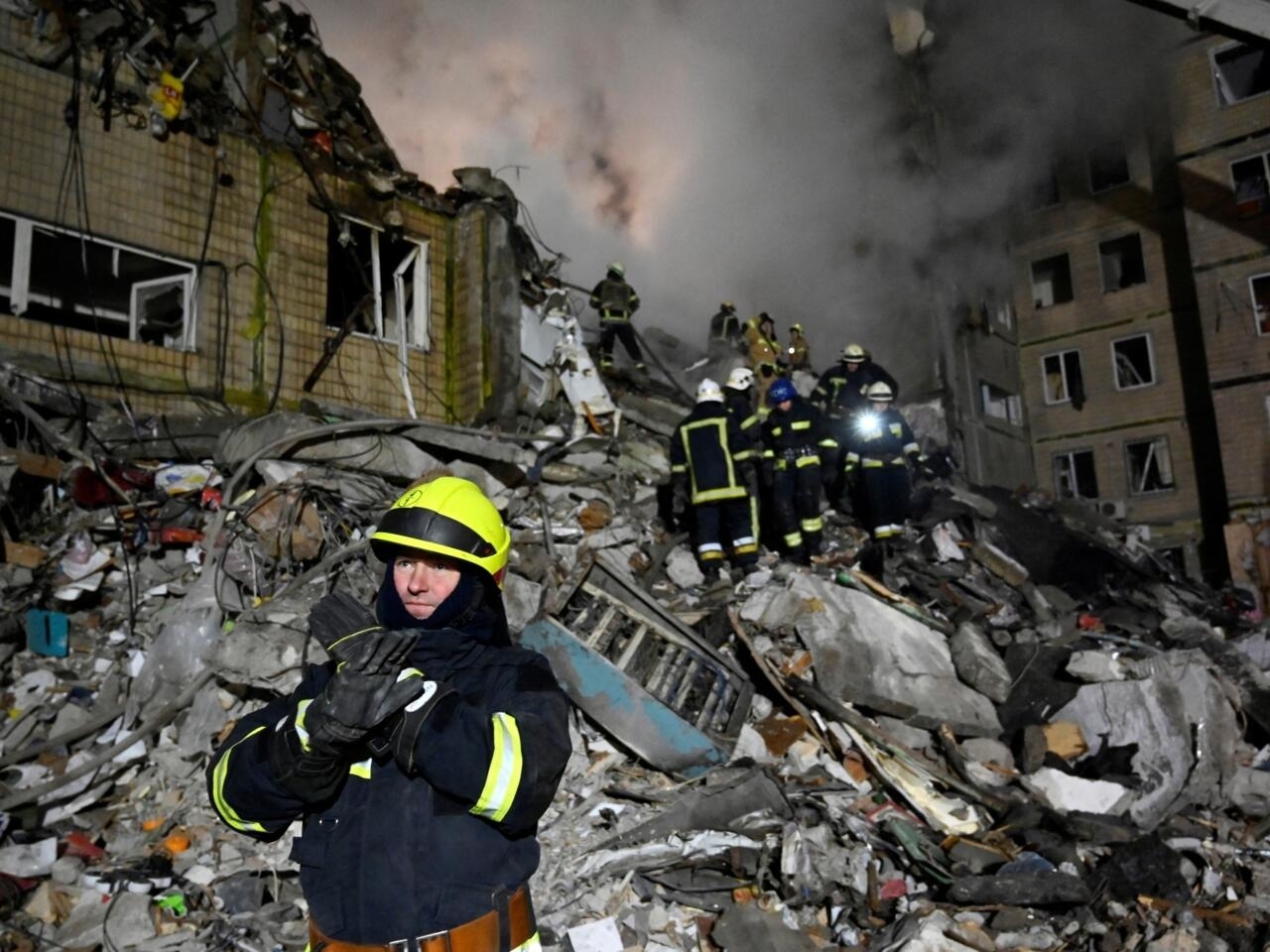 أوكرانيا: تعرضنا لهجوم صاروخي موسع من روسيا