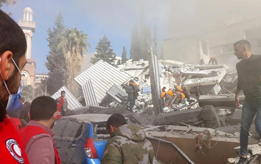 مقتل اثنين من كبار المستشارين الإيرانيين خلال العدوان الإسرائيلي على دمشق