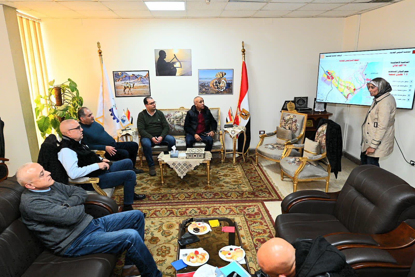 وزير الإسكان يعقد اجتماعا بمقر جهاز مدينة السويس الجديدة لمتابعة سير العمل بمشروعات المرحلة الأولى