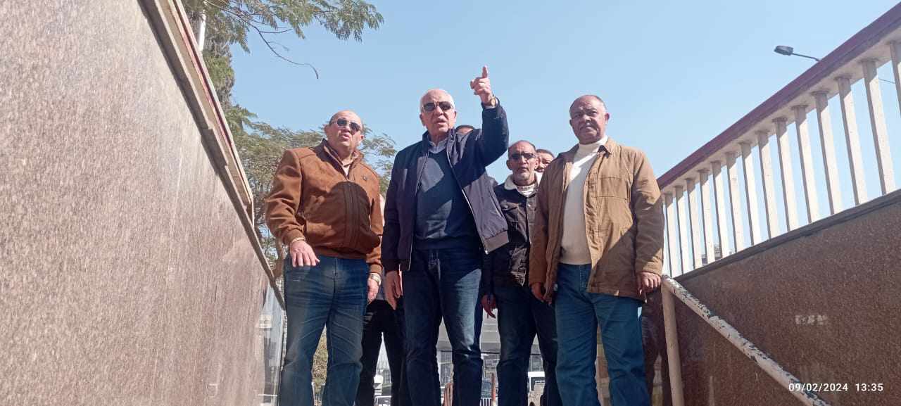 محافظ الجيزة يتابع انتهاء أعمال إصلاح خطوط مياه الشرب بالمهندسين
