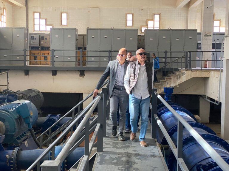 وزير الإسكان