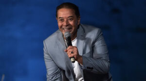 مدحت صالح يحيي حفل غنائي اليوم في دار الأوبرا