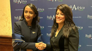 “المشاط” تبحث مع وزيرة الشئون الخارجية فى مدغشقر دعم التعاون المشترك وتبادل الخبرات