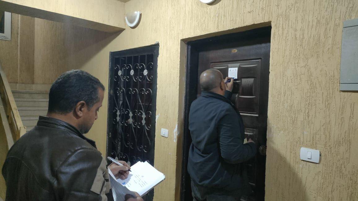 حملات تفتيش لضبط الوحدات المخالفة بالعاشر من رمضان وبدر