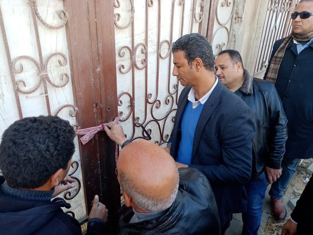 وزير الإسكان يُصدر قرارات لإزالة تعديات ومخالفات بناء بالفشن الجديدة والساحل الشمالي