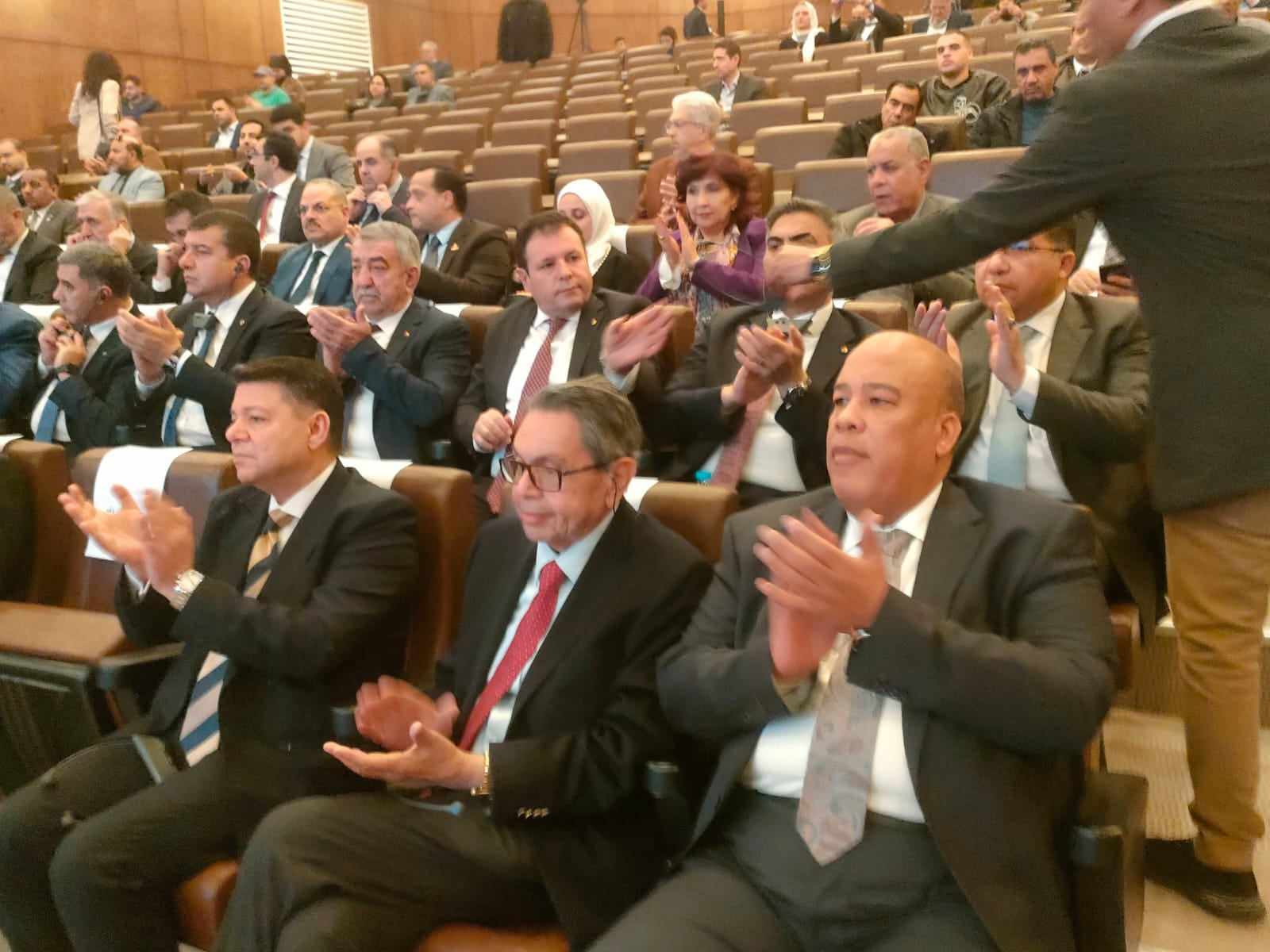 العشري: لقاء الغرف العربية التركية دفعة قوية لإقامة شراكات استثمارية