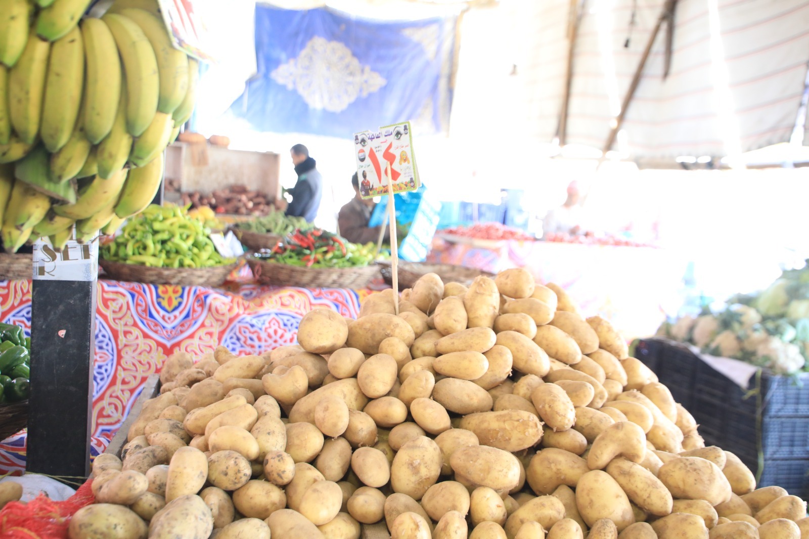 جولة لمحافظ الجيزة بسوق ٦اكتوبر