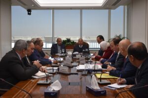 وزيرا النقل وقطاع الأعمال يُعلنان خطةً طموحةً لتوطين صناعة الاتوبيسات في مصر