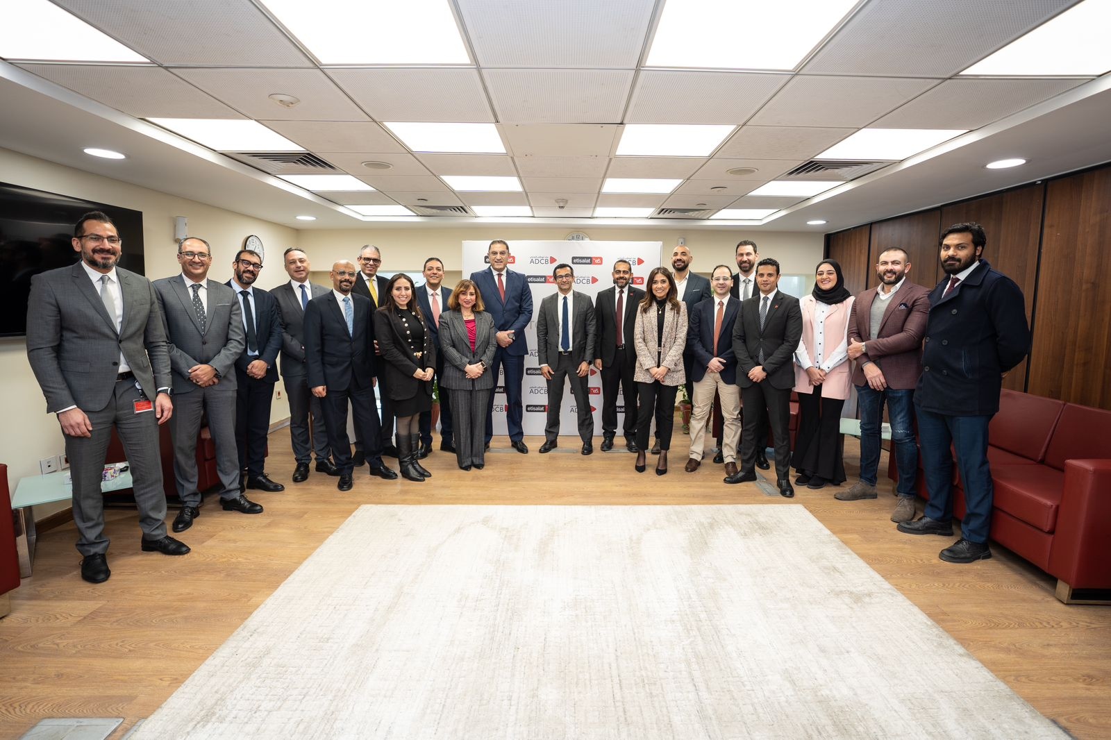 «أبوظبي التجاري مصر» يتعاون مع «اتصالات من E&» لإطلاق برنامج المكافآت الرقمي «TouchPoints»