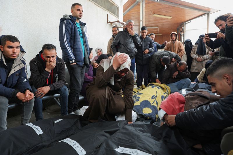 منذ 7 أكتوبر.. ارتفاع ضحايا العدوان على غزة لـ 29692 شهيدًا