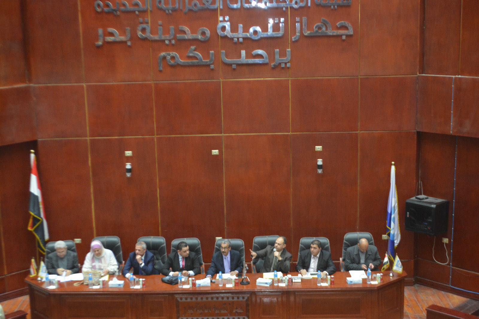 بيع محال تجارية وصيدلية ومخبز وقطع أراض بنشاط ورش بمدينتي بدر والشروق بالمزاد العلني