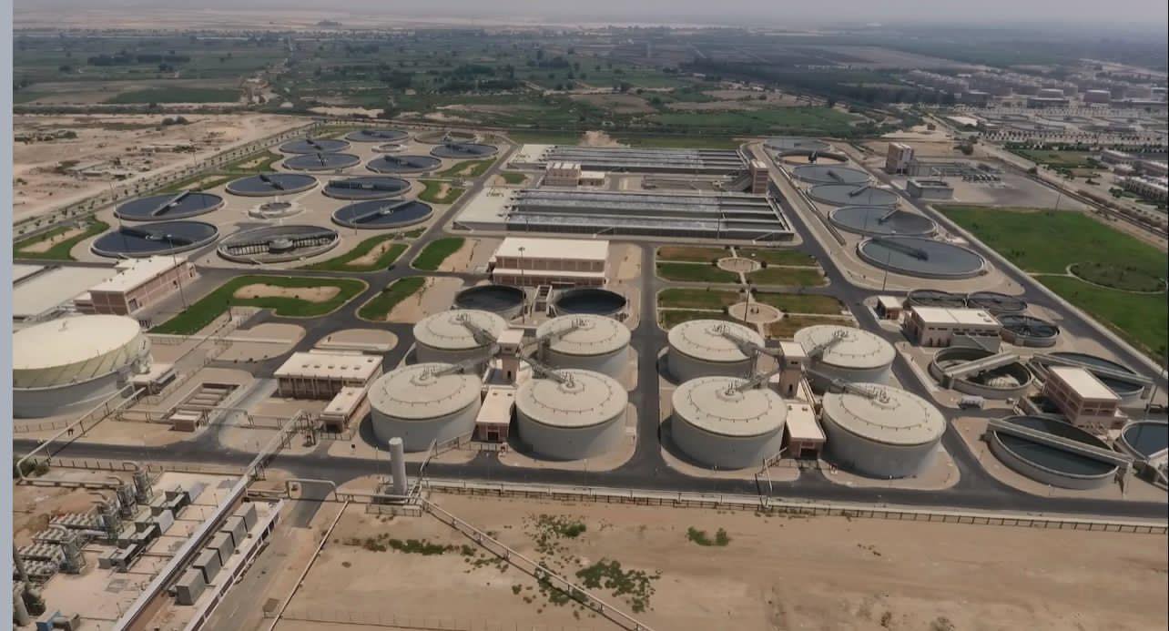 رئيس التنفيذي لمياه الشرب والصرف الصحى يتابع سير العمل بمحطة  الجبل الأصفر بالقاهرة