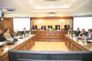 محافظ الجيزة يستجيب لـ ٩٨ % من الشكاوى الواردة للمنظومة الإلكترونية