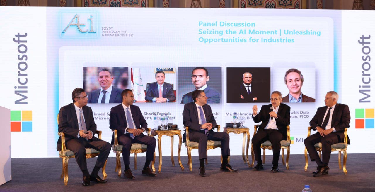 الدكتور شريف فاروق رئيس مجلس إدارة الهيئة القومية للبريد