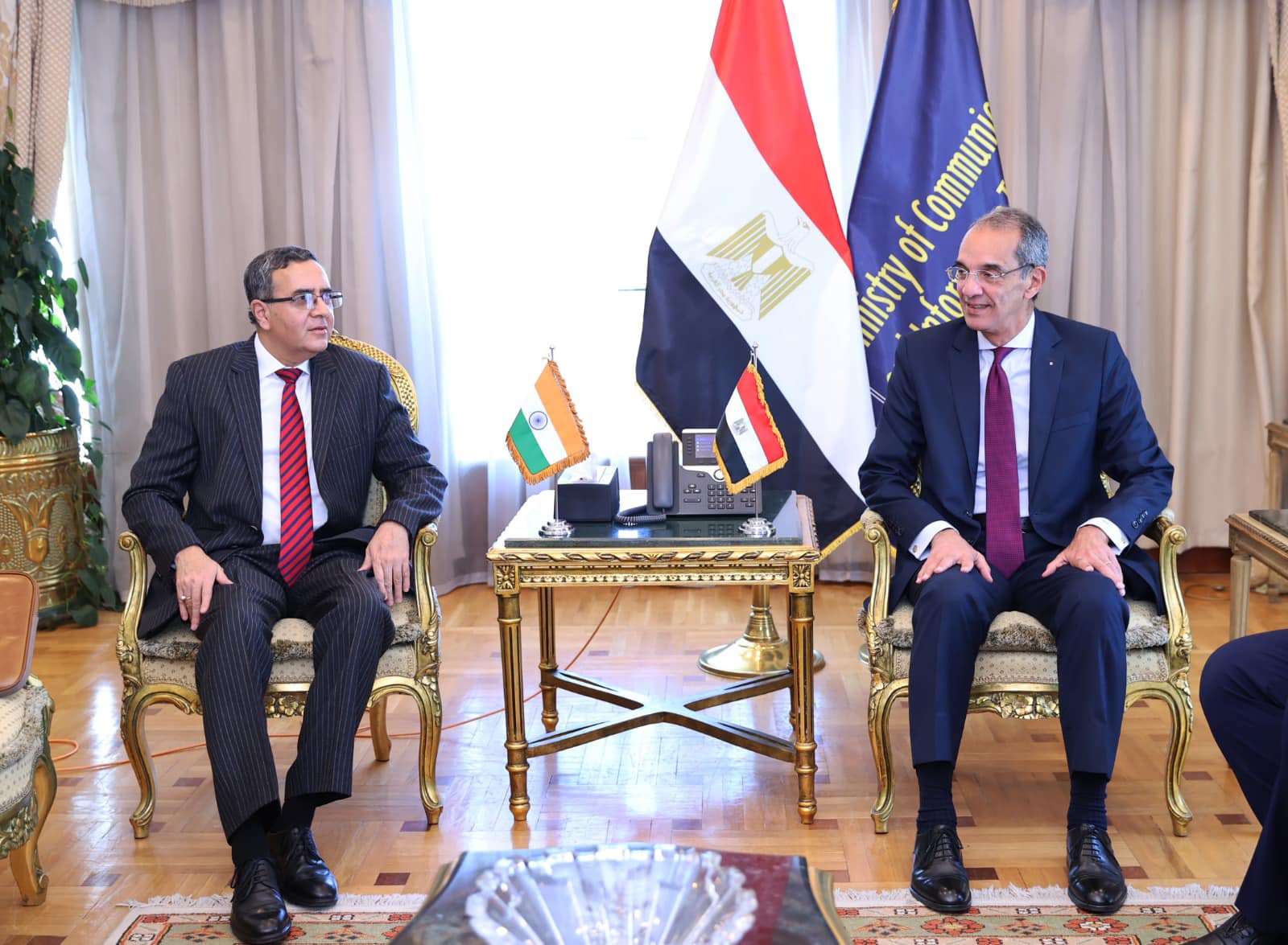 توقيع مذكرة تفاهم بين”ITI” و “المعهد الوطنى للإلكترونيات” الهندى لتبادل الخبرات فى صناعة الإلكترونيات