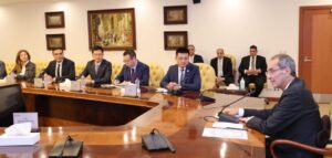 توقيع بروتوكولى تعاون لإنشاء أكاديميتين متخصصتين للتدريب فى مجالات التكنولوجية المتقدمة وتكنولوجيا الألياف الضوئية