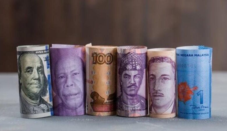العملات العربية والأجنبية