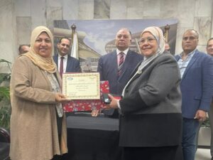 ورود و هدايا في عيد الام في القابضة للمطارات