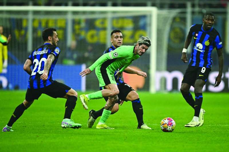 إنتر ميلان يواجه أتلتيكو مدريد الليلة في اختبار حاسم بدوري أبطال أوروبا