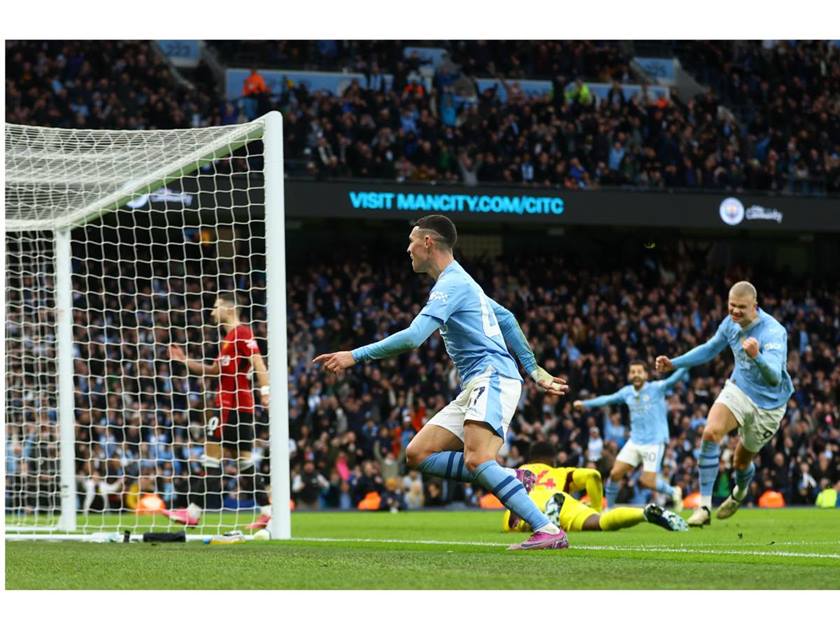 مانشستر سيتي يحسم مباراة الديربي أمام اليونايتد بثلاثية