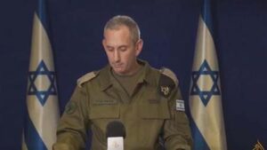 إسرائيل تغلق مجالها الجوي بسبب تهديدات إيران