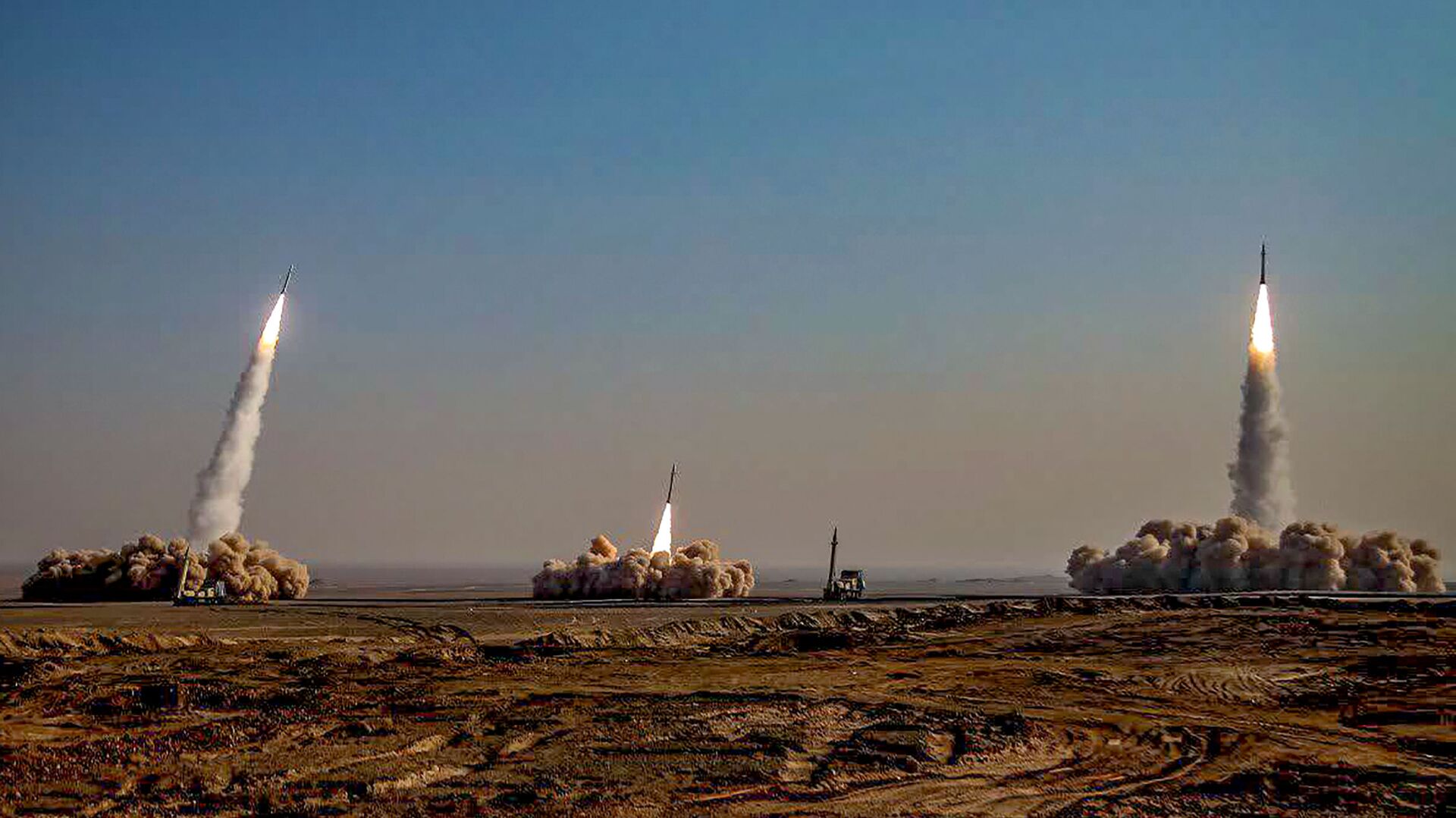 عقب استهداف إسرائيل.. رئيس وزراء بريطانيا يصف هجوم إيران بالمتهور